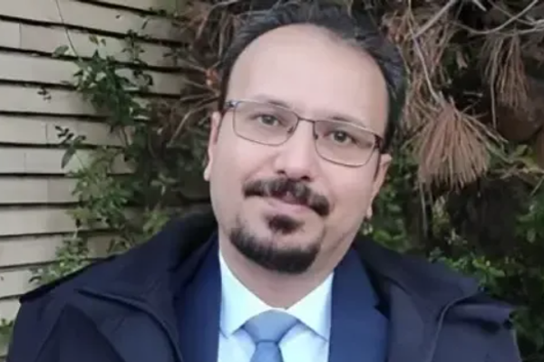 بعد اعتراضه على عمليات الإعدام.. توجيه اتهام جديد لسجين سياسي في إيران