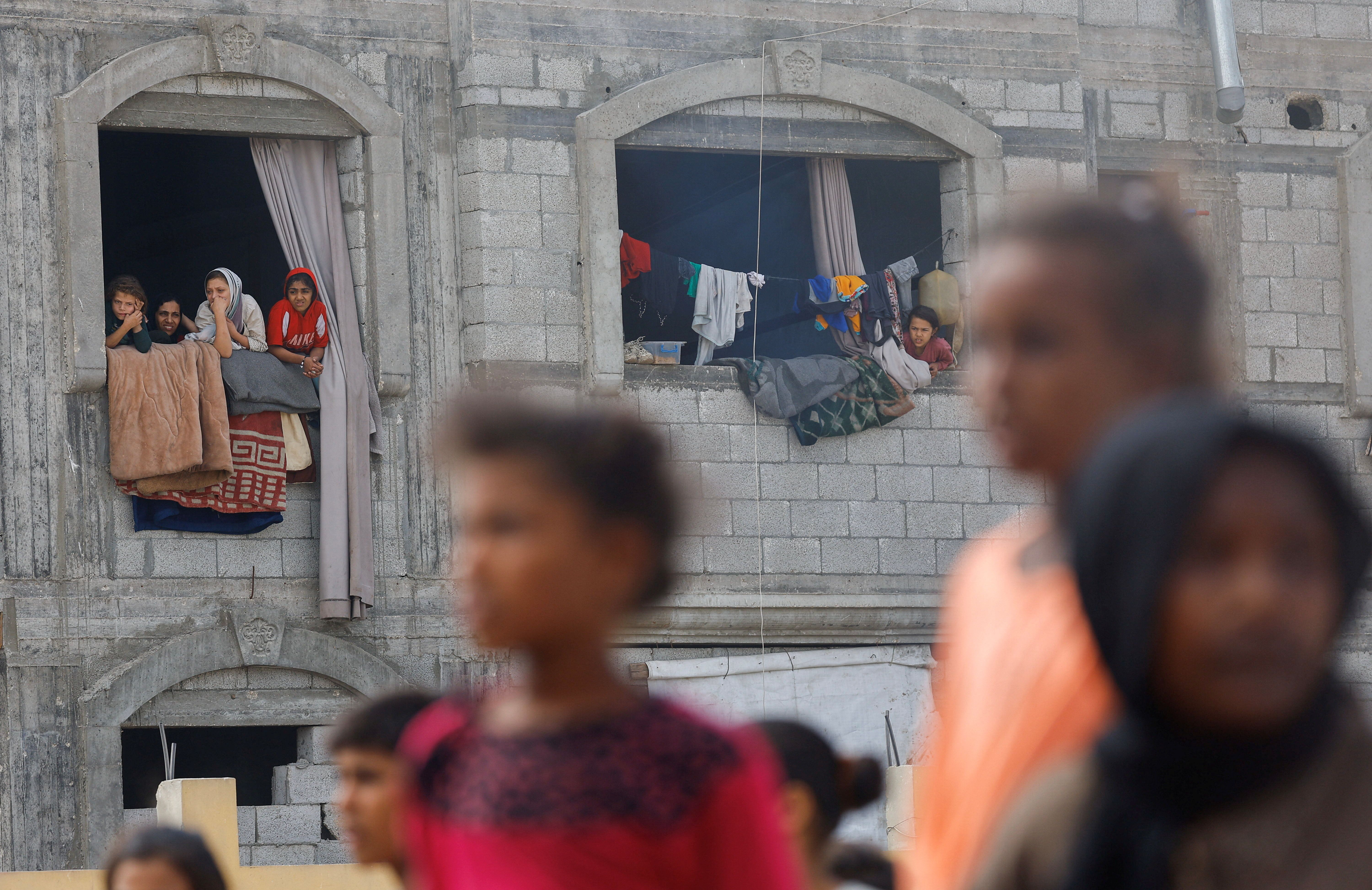 آغاز عقب‌نشینی ارتش اسرائیل از غزه؛ گروگان‌ها ۷۲ ساعت پس از توقف حملات آزاد می‌شوند