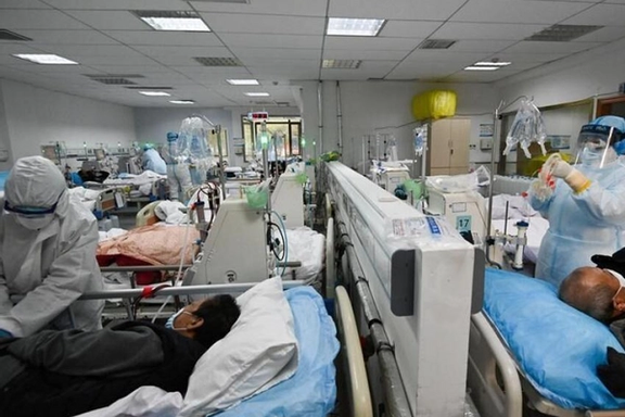 معاون درمان ستاد کرونا استان تهران: تمام تختهای آیسییو در تهران پر شدهاند