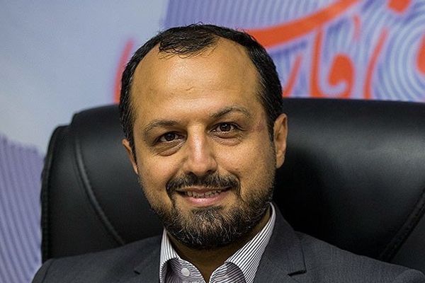 Iran Tries To Ignore Currency's Fall In Free Market