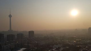 إيران تتشبث بالتفاؤل.. والمطالب الأميركية الصارمة تلقي بظلالها على المفاوضات