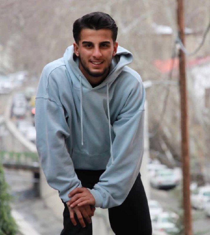 جمهوری اسلامی، عرفان کاری، کشتی‌گیری را که از نوید افکاری الگو گرفته بود، کشت