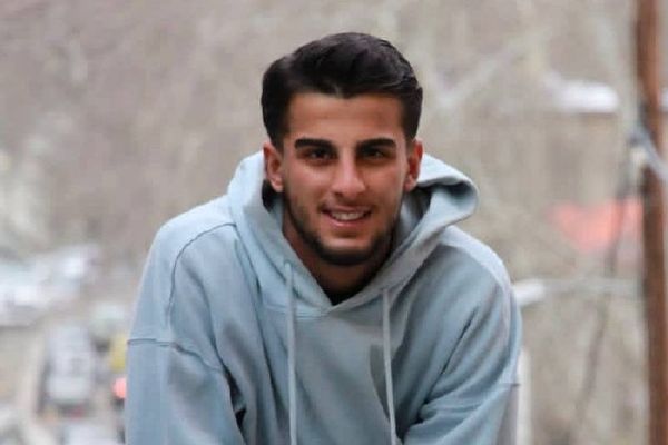 جمهوری اسلامی، عرفان کاری، کشتیگیری را که از نوید افکاری الگو گرفته بود، کشت