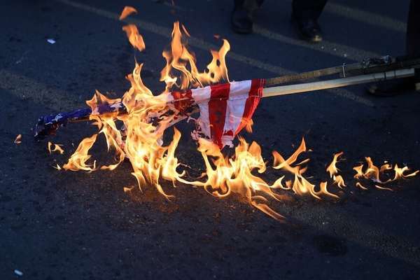 'Death to America' devotees in Iran slam dovish Pezeshkian interview