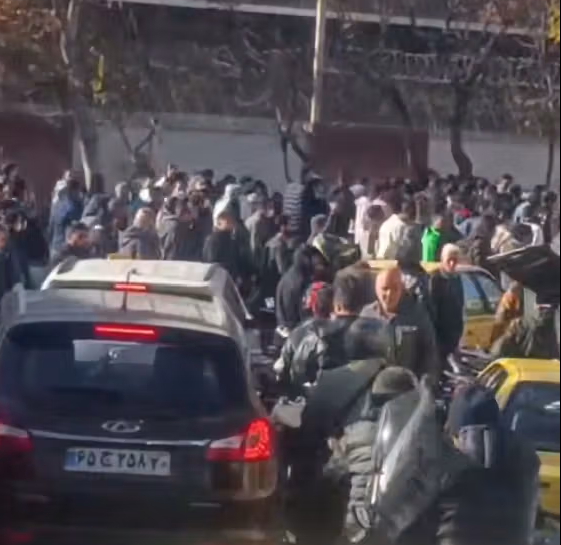 شبکه خبر و روایت‌سازی برای دیکتاتور منزوی تهران