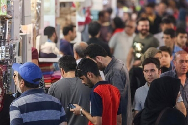 «تو که با مردم ایران در تماسی، واقعا وضعیت ایران چطور است؟»