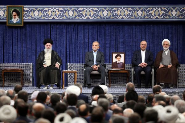 Iran's president urged to gain leader's backing for US talks