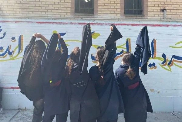 Iranian Students Forced To Declare Political, Religious Beliefs