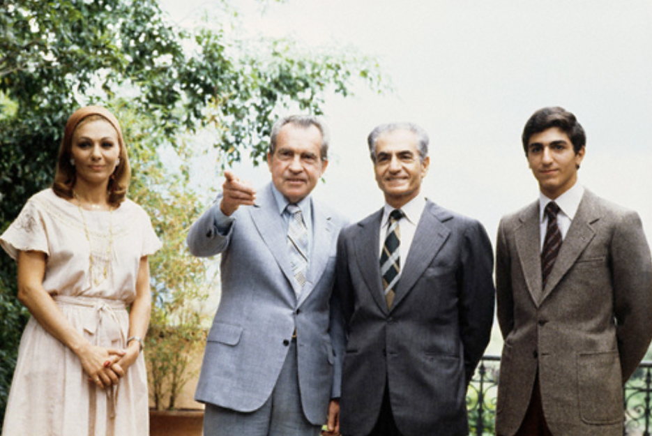 Iran’s last Queen, Farah Pahlavi, former US President Richard Nixon, Mohammad Reza Shah Pahlavi, and his son, Prince Reza Pahlavi (from left to right)