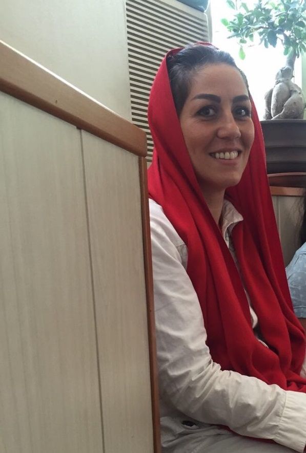 بعد 15 عاماً دون إجازة.. الحكم بالسجن عامين ضد مريم أكبري  في قضية جديدة