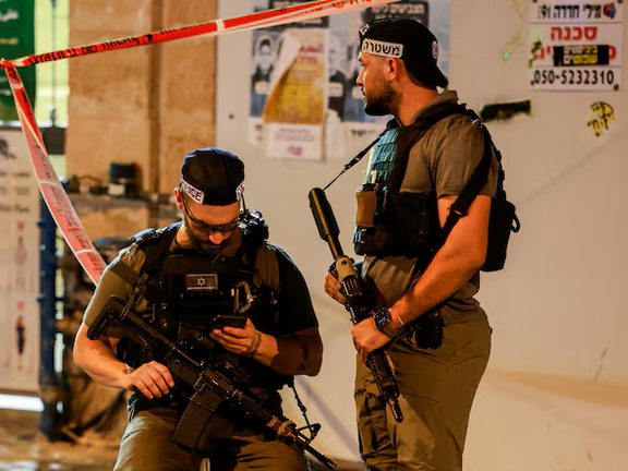 معاریو: اسرائیل برای مقابله با تهدید ایران، حفاظت از دانشمندان صنایع دفاعی را آغاز کرد