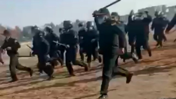 دادستان نظامی اصفهان: بازداشتشدگان تجمعات اخیر «از رفتار ماموران رضایت دارند»