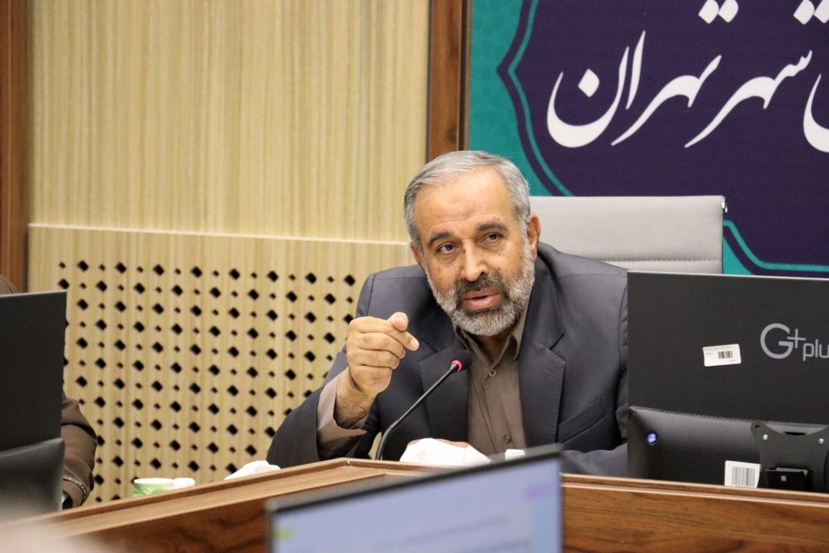 نماینده مجلس: اگر جنگ شود، نجارهای آمریکایی باید تابوت آماده کنند