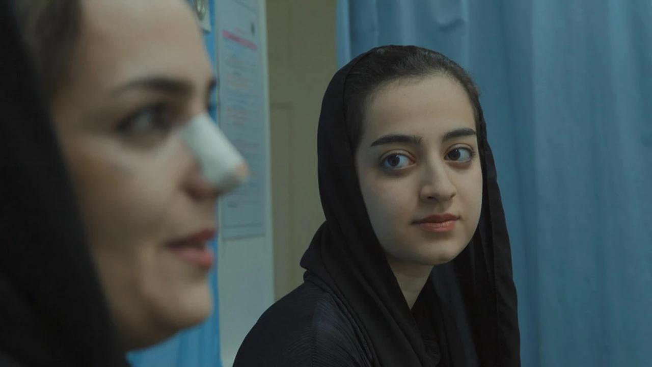 «تهران، زیر پوست»؛ بدن زن و جراحی‌های بی‌پایان زییایی