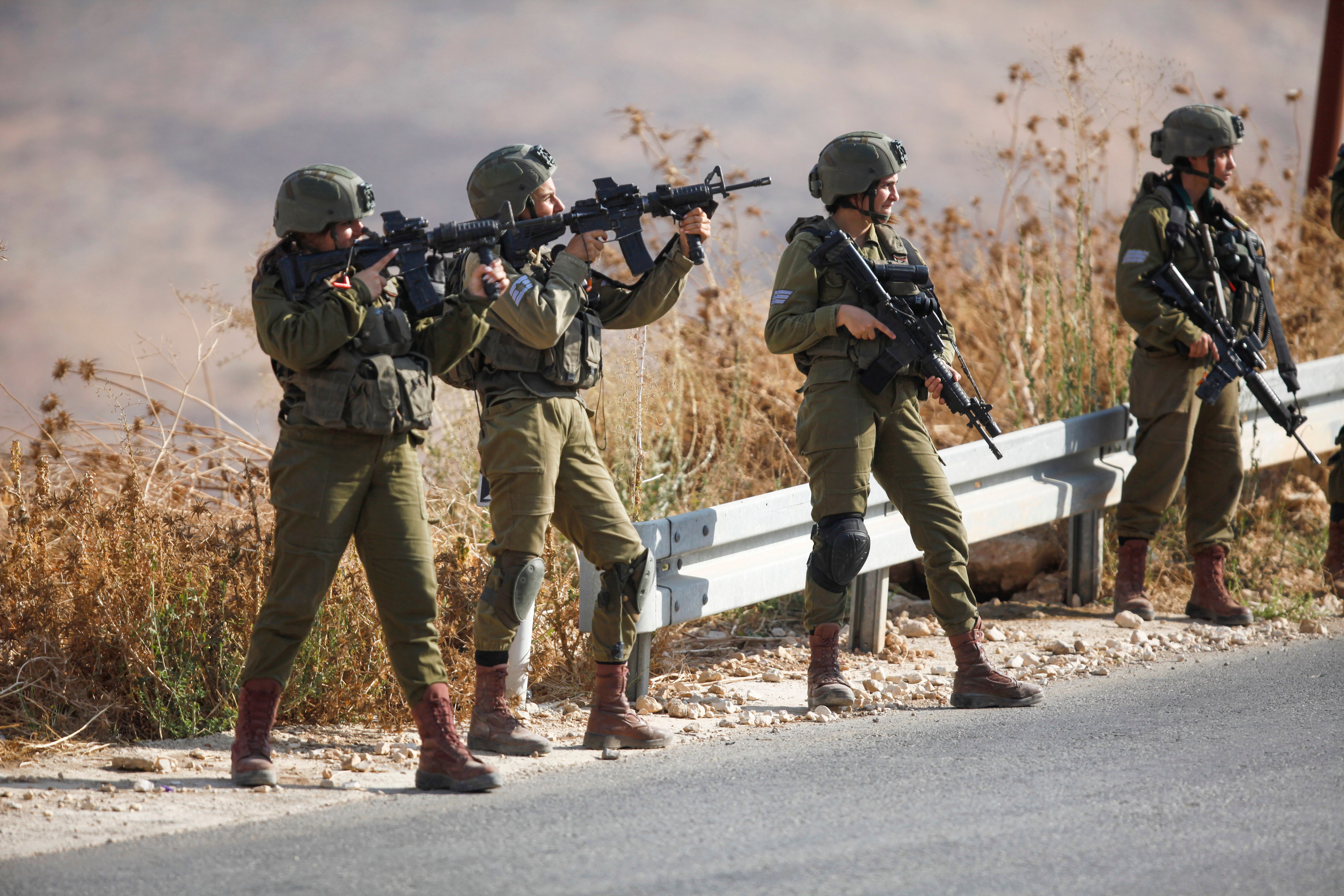 مقام نظامی اسرائیل به ایران‌اینترنشنال: آماده واکنش سخت به اقدامات حزب‌الله هستیم