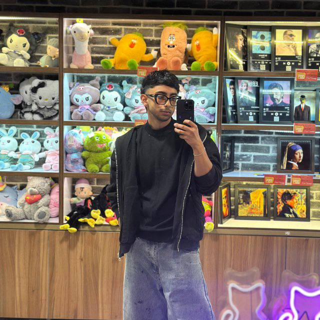 آریانا ارجمندی ۲۳ ساله، در بروجرد کشته شد