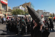 در آستانه سال تحصیلی جدید، نظامیسازی مدارس در ایران تشدید شده است