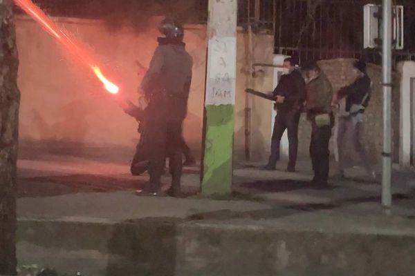 پیام مخاطب از رشت: ماموران به کسانی که قصد کمک به مجروحان را داشتند، شلیک میکردند