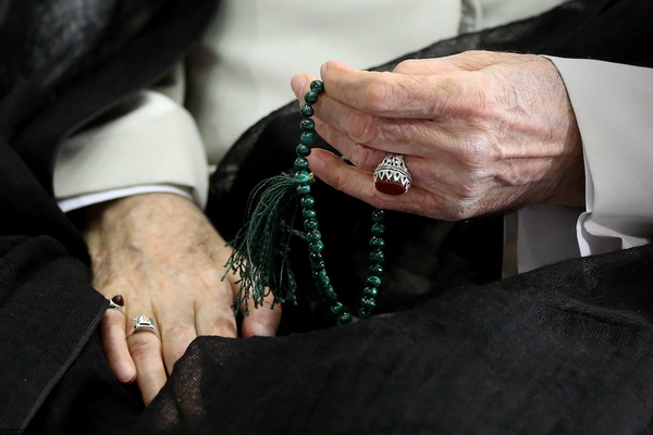 آبان ۹۸؛ آغاز پایان علی خامنهای و نظام