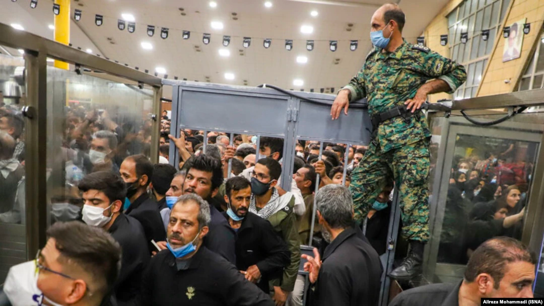 ایران‌ایر: واکسن‌های ایرانی مورد تایید عراق نیست؛ وزارت کشور: هنوز ابلاغیه رسمی نگرفته‌ایم