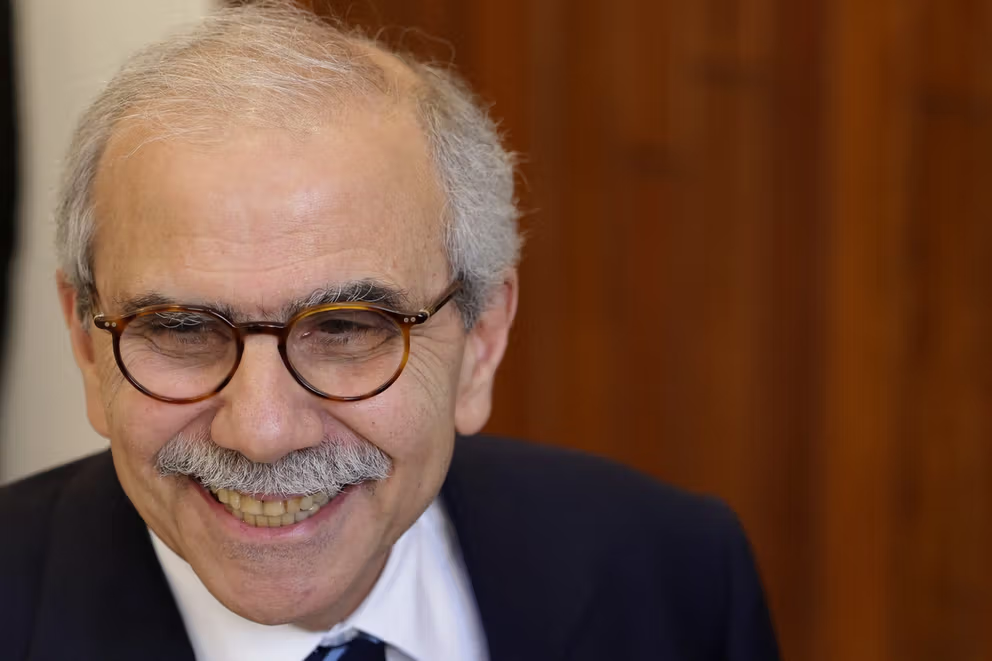 نمایندگان پارلمان لبنان در پی تنش میان حزب‌الله و دولت از نواف سلام حمایت کردند