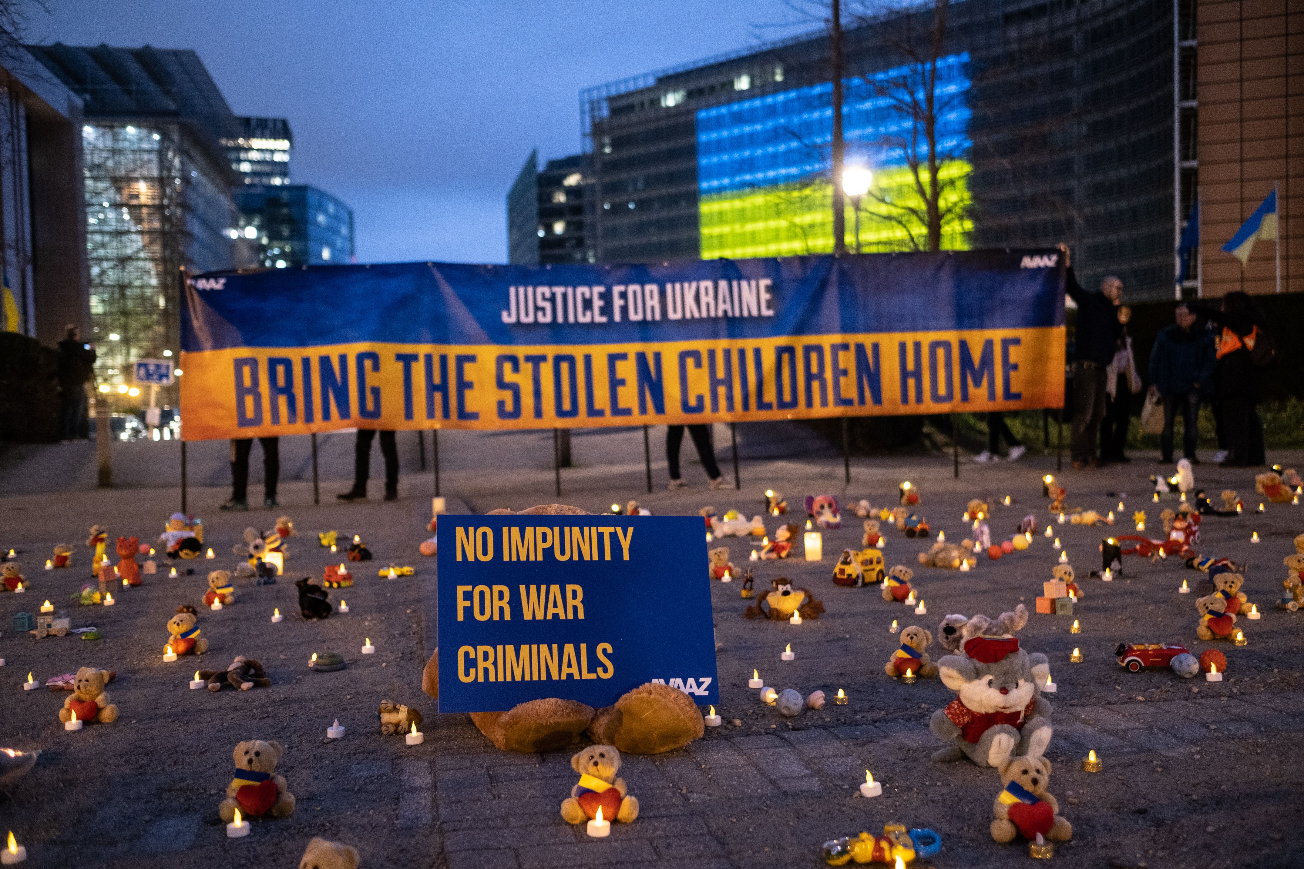 آمریکا: روسیه کودکان اوکراینی را برای فرزندخواندگی می‌رباید