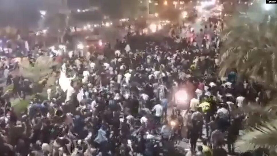 Protests And Tension In Iran Continue Sunday Evening