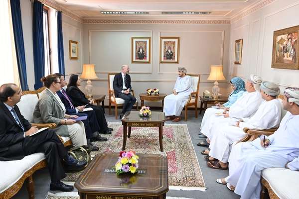 US Meeting In Oman Coincides With Report Of Talks To Free Americans In Iran
