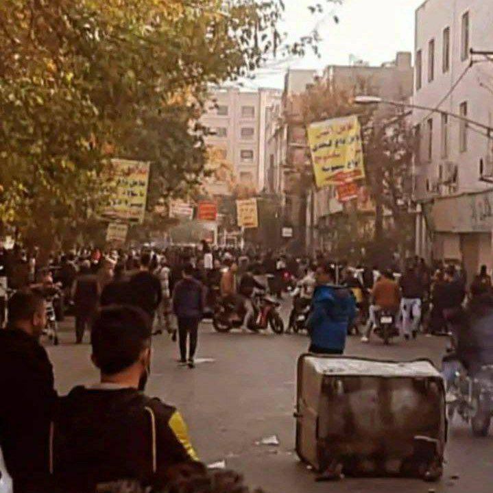 Islamic Republic Steps Up Military Crackdown In Kurdish Cities  