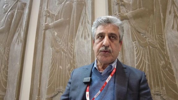 جامعه تورگردانان: در مرزها کسانی را که برای خرید از ایران عبور میکنند، گردشگر ثبت میکنند