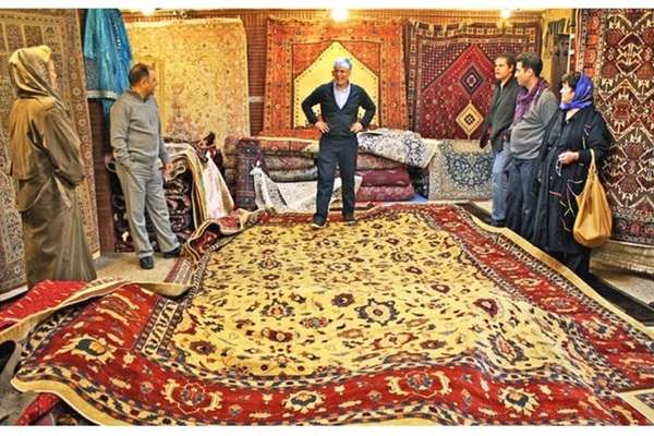Iran's Handwoven Carpet Exports Plummet Amid Sanctions