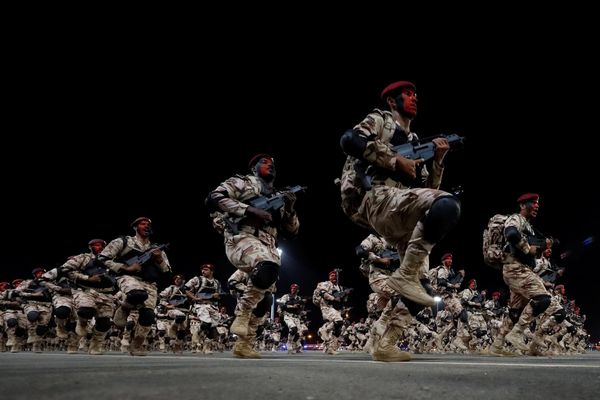 As US war with Iran looms, Arab capitals look to 'de-risk'