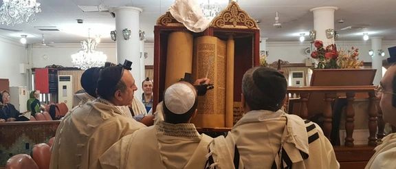 Leaders Advise Iranian Jews To Maintain Low Profile For Rosh Hashanah