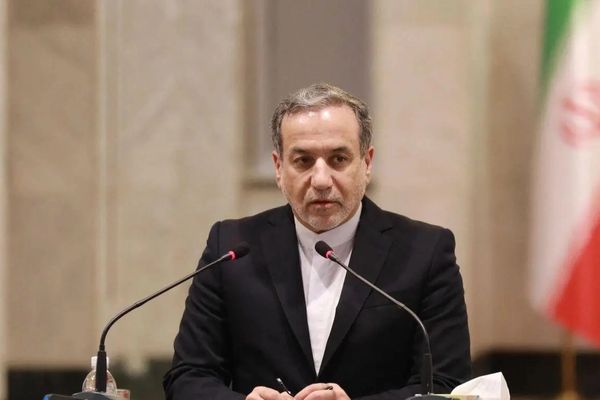 عباس عراقچی: اروپا سرگرم دمیدن در آتش بحران است