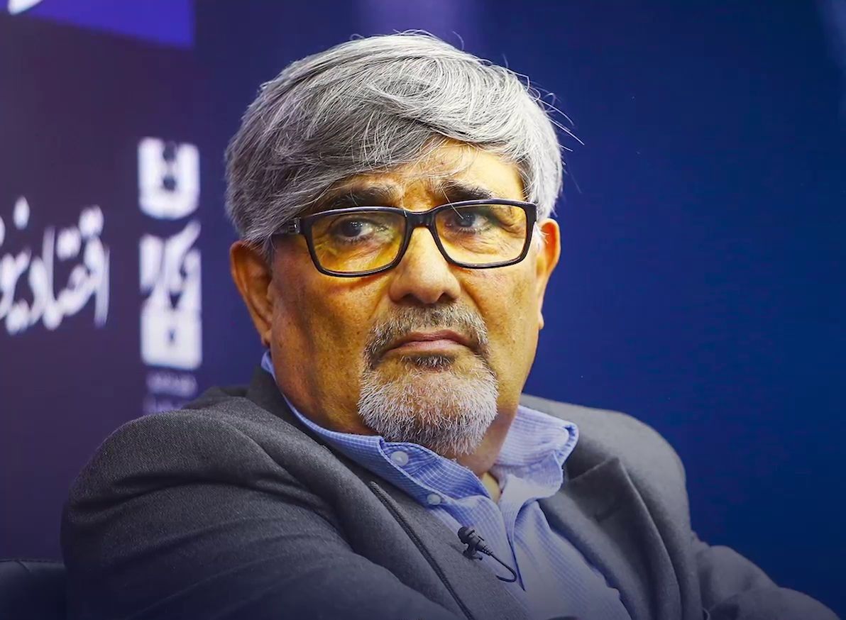 پیش‌بینی یک مقام پیشین حکومت: وضعیت اقتصادی، نظام جمهوری اسلامی را زمین می‌زند