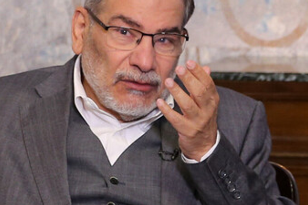 شمخاني لترامب: حلم تفجير المنشآت النووية الإيرانية وهمٌ متكرر