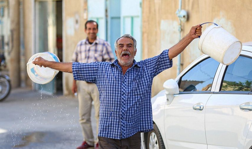 ۴۷ سال پس از وعده آب و برق مجانی، ۵۸ شهر با تنش آبی درگیر شدهاند