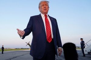 ترامپ: کاهش قیمت انرژی پوتین را وادار میکند کشتار مردم را متوقف کند