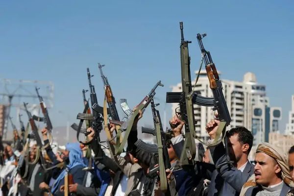 Iran-backed Houthis use Chinese arms in exchange for safe passage - Israeli media
