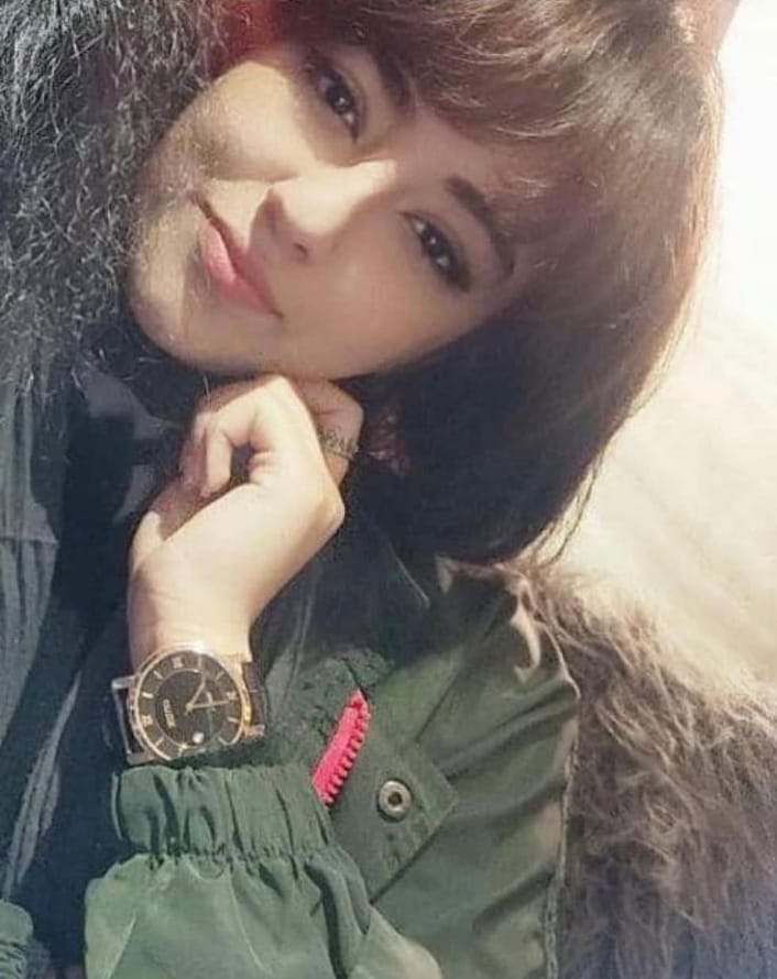 مادر نیکا شاکرمی: برادر و خواهرم مجبور به اعتراف دروغ شدند، دخترم در همان تظاهرات کشته شد