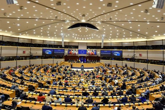 نواب بالبرلمان الأوروبي يطالبون بعقوبات إضافية ضد طهران وإدراج الحرس الثوري بقائمة الإرهاب