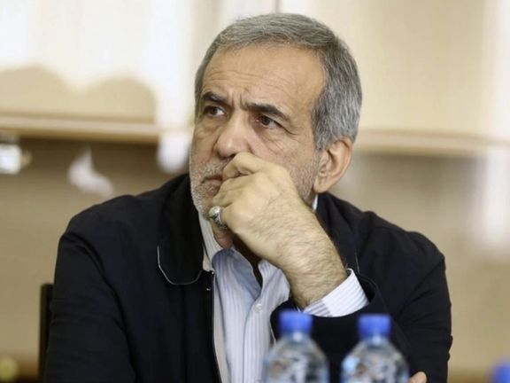 یک نماینده مجلس: با حذف دلار ۴۲۰۰ تومانی و افزایش مالیات، وضعیت از آنچه هست بدتر میشود