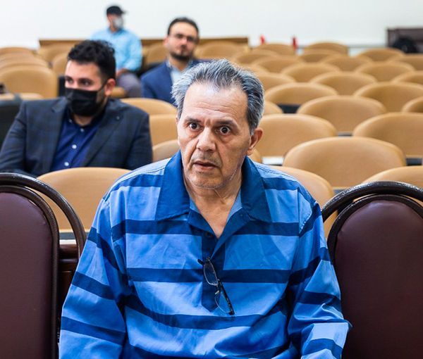 مخاوف من احتمال إعدام السجين مزدوج الجنسية جمشيد شارمهد في إيران