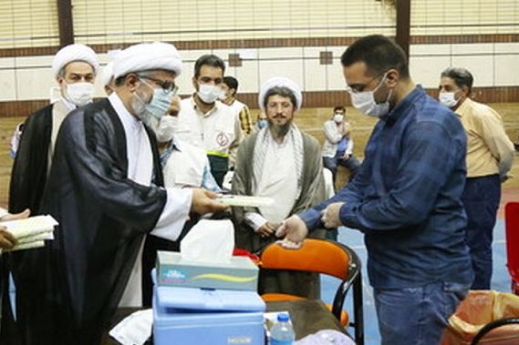 رییس دانشگاه علوم پزشکی قم: میانگین واکسیناسیون در قم از کشور بالاتر است