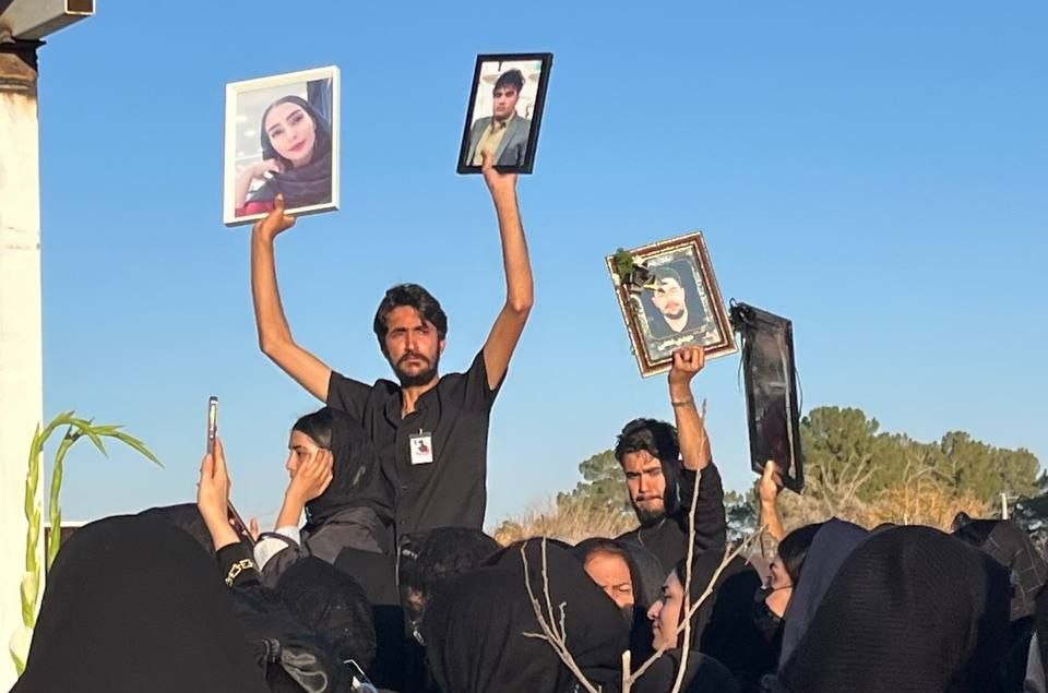 بیخبری از وضعیت معترضان در بازداشت؛ خانواده و نزدیکان جاویدنامان دستگیر شدند