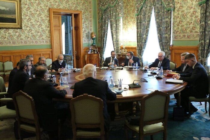 Iran's Chief Nuclear Negotiator In Moscow Seeks Support To Build Leverage