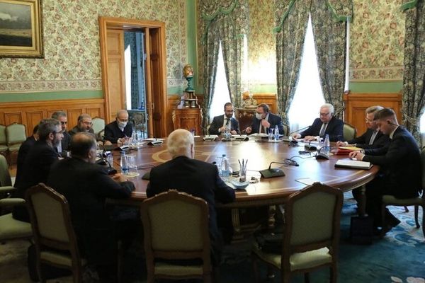 Iran's Chief Nuclear Negotiator In Moscow Seeks Support To Build Leverage