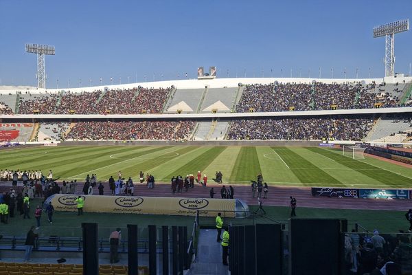 استقلال و پرسپولیس دستکم تا ۹ آبان دور از استادیوم آزادی