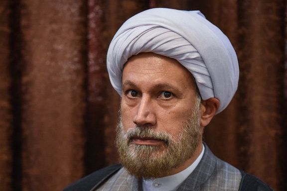 امام جمعه شیراز: درگیری با آمر به معروف در باغ نارنجستان قلب هر آزادمردی را به درد میآورد