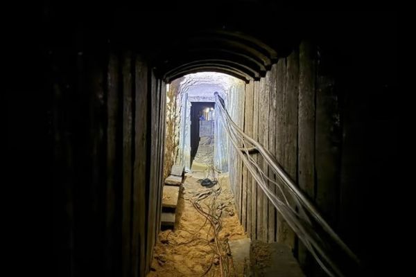 خبرنگاران خارجی با ورود به رفح، از یک تونل حماس بازدید کردند